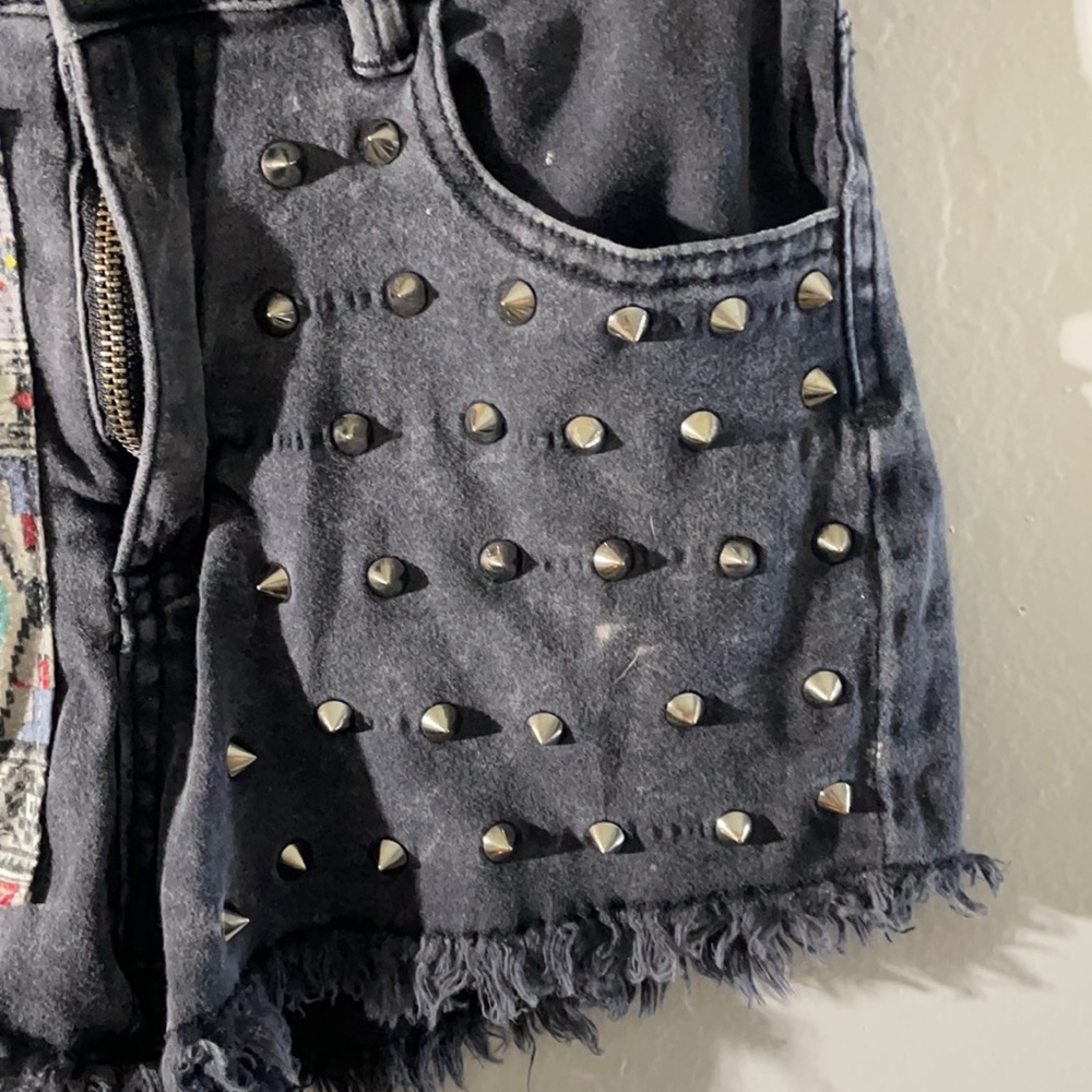 Black vintage shorts - Picture 3 of 5